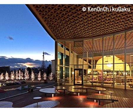 ぎふメディアコスモス-8