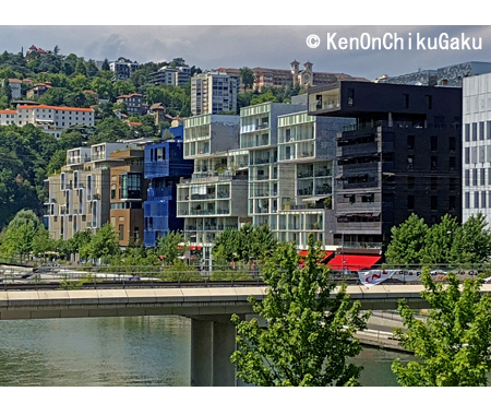 コンフリュアンス地区4