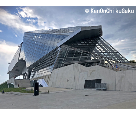 コンフリュアンス博物館1